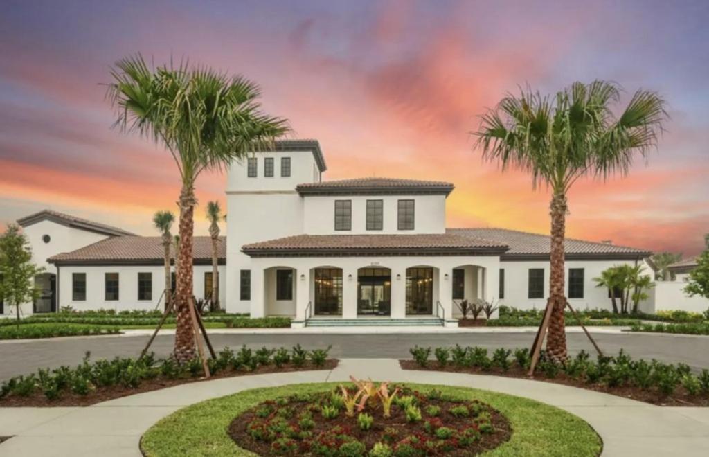 5 Bedrooms - 4,5 Bathrooms - Windsor At Westside 8928 Sa Orlando Bagian luar foto